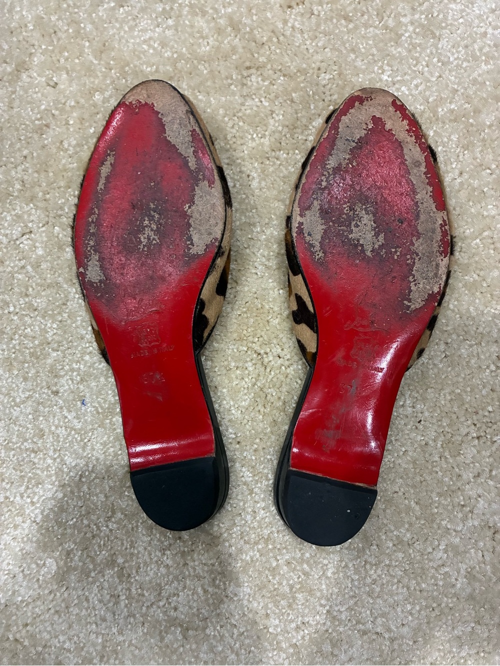 Christian Louboutin Leopard Print Calf Hair Peep-Toe Flat Slides/Mules - Picture 10 of 16